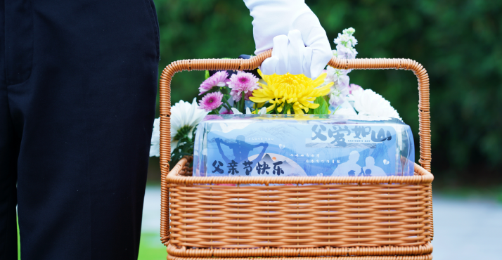 代亲祭扫·千里共寄